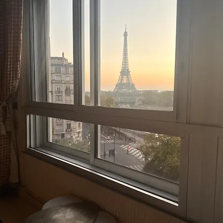 Les Amoureux De * Parijs