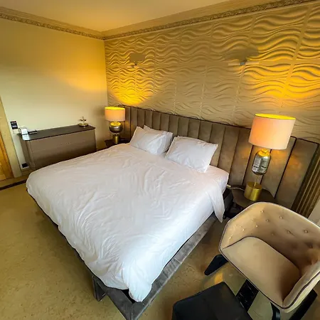 Guest house Les Amoureux De La Tour Eiffel