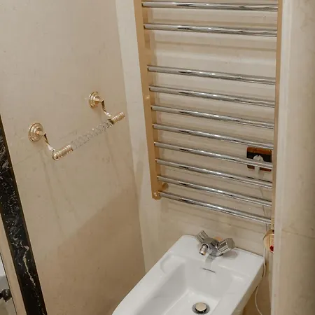 Les Amoureux De La Tour Eiffel Guest house