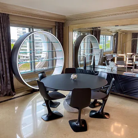 Guest house Les Amoureux De La Tour Eiffel Paris
